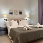 Dea * Sarandë